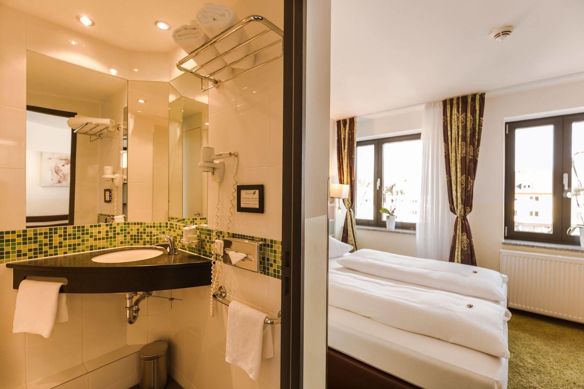 Hotel Arooma Ердинг Екстериор снимка
